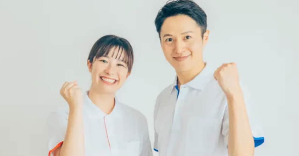 現役看護師がココナラでゴールド出品者になれた
“信頼で売れる仕組み”の全戦略
